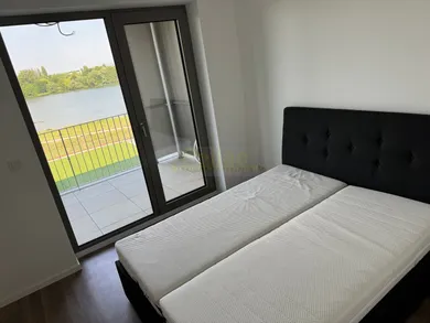 Na predaj 2-izbový byt, 70 m², Banka, Cesta J. Alexyho
