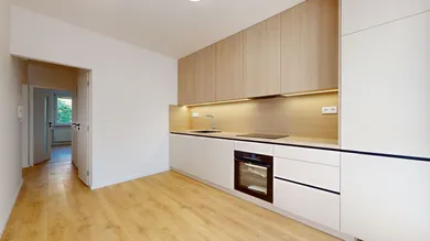 Na predaj 3-izbový byt, 68 m², Bratislava-Karlova Ves, Majerníkova