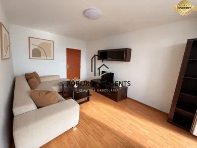 Mieszkania na wynajem, 3-pokojowe, Košice-Staré Mesto · €870