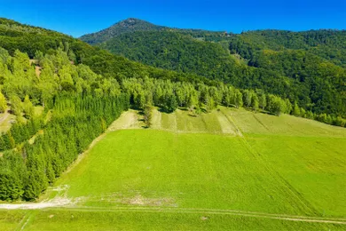 Na predaj pozemok, Šútovo