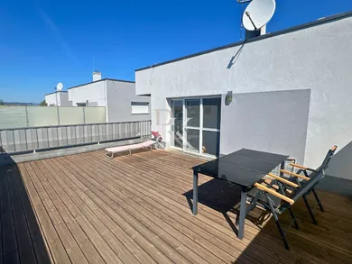 Na predaj 5-izbový dom, 200 m², Boldog