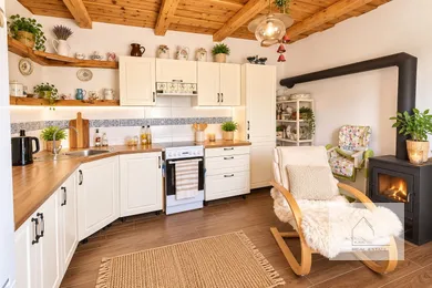 Na predaj rekreačný dom, 57 m², Vráble