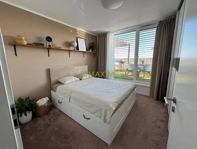 Mieszkania na sprzedaż, 3-pokojowe, Bratislava-Ružinov · €415 000