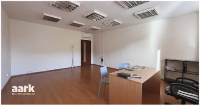 Na prenájom komerčné, 34 m², Trnava, Ulica Paulínska