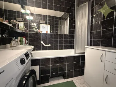 Na predaj 2-izbový byt, 50 m², Žiar nad Hronom, Svitavská