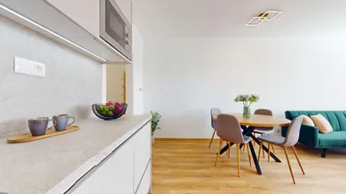 Na prenájom 2-izbový byt, 55 m², Malacky, Záhorácka