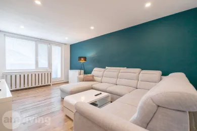 Na predaj 2-izbový byt, 61 m², Nová Dubnica, SNP