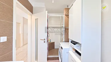 Na predaj dom, 114 m², Bratislava-Rača, Východná