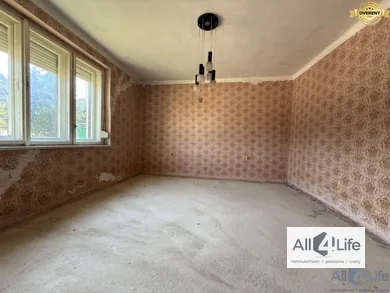 Na predaj dom, 90 m², Krakovany, Námestie sv. Floriána