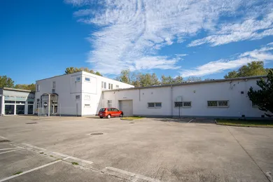Obiekty na sprzedaż, Bratislava-Devínska Nová Ves · €2 299 900