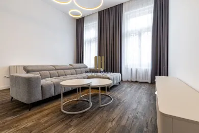 Mieszkania na wynajem, 2-pokojowe, Košice-Staré Mesto · €900