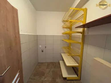 Na prenájom 3-izbový byt, 80 m², Poprad, Hviezdoslavova