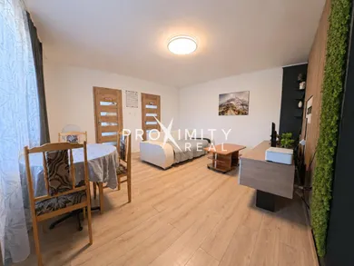 Na predaj dom, 133 m², Buzica, -