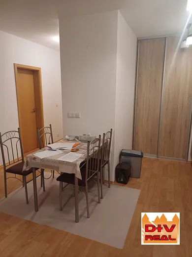 Na predaj 2-izbový byt, 58 m², Bratislava-Petržalka, Budatínska