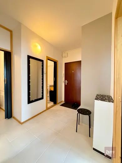 Na prenájom 2-izbový byt, 52 m², Bratislava-Dúbravka, Saratovská