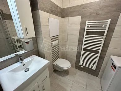 Na prenájom 2-izbový byt, 33 m², Sereď, Fándlyho