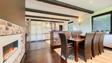 Na predaj 6-izbový dom, 390 m², Reca