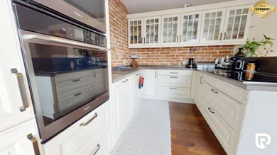 Na predaj 5-izbový dom, 338 m², Malinovo, Zátôňská