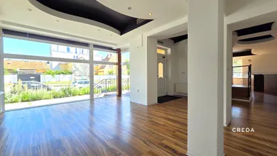 Na prenájom objekt, 300 m², Nitra, Palárikova