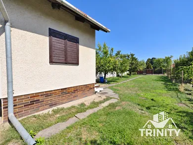Na predaj 2-izbový rekreačný dom, 32 m², Nové Zámky