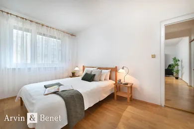 Na predaj 2-izbový byt, 44 m², Bratislava-Staré Mesto, Mozartova