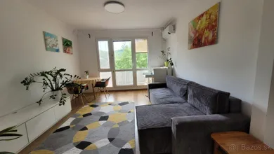 Квартиры в аренду, 3-комнатные, Bratislava-Nové Mesto · €1 050