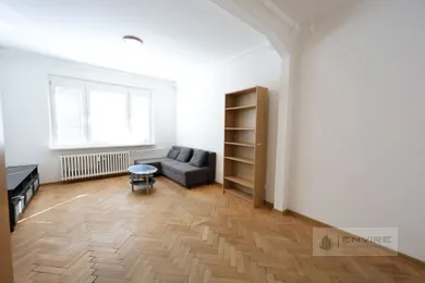 Na prenájom 3-izbový byt, 76 m², Bratislava-Nové Mesto, Kukučínova