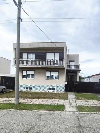 Na predaj dom, 250 m², Holíč, Schiffelova