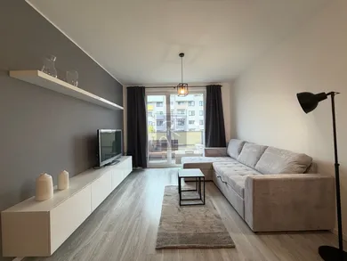 Na prenájom 2-izbový byt, 42 m², Nitra, Hornostavská