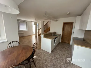Na prenájom 4-izbový byt, 114 m², Liptovský Mikuláš, Paula Štraussa