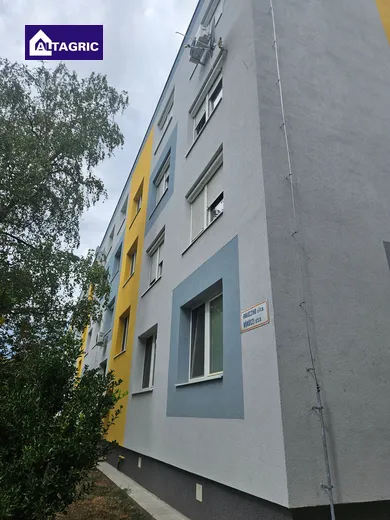 Na predaj 2-izbový byt, 57 m², Komárno, Rákócziho ul.