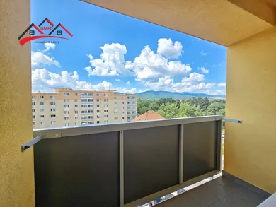 Na predaj 2-izbový byt, 52 m², Prievidza, B. Björnsona