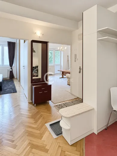 Na prenájom 2-izbový byt, 62 m², Bratislava-Staré Mesto, Palisády
