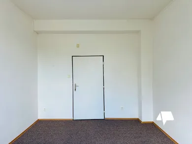 Na prenájom objekt, 22 m², Nitra, Rybárska