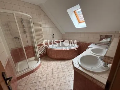 Na prenájom komerčné, 93 m², Žilina, Mariánske námestie