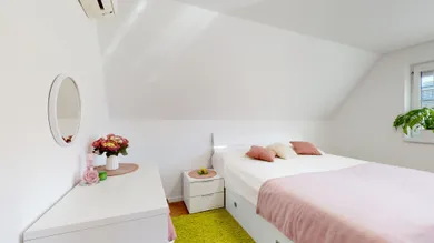 Na prenájom 3-izbový dom, 115 m², Piešťany
