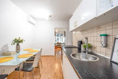 Na predaj 2-izbový byt, 52 m², Bratislava-Ružinov, Kvetná