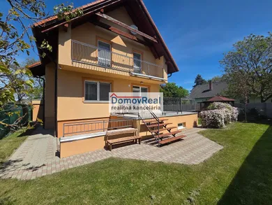Domy na sprzedaż, 5-pokojowe, Lehnice · €329 000