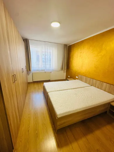Na prenájom 2-izbový byt, 45 m², Žilina, Radlinského