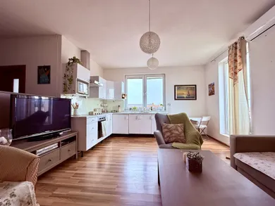 Na predaj 3-izbový byt, 56 m², Chorvátsky Grob, Mila Urbana