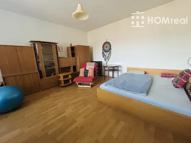 Na predaj 5-izbový dom, 300 m², Doľany