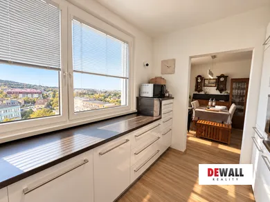 Na predaj 4-izbový byt, 78 m², Bratislava-Rača, Tbiliská