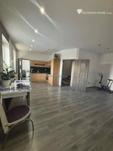 Na predaj dom, 98 m², Ohrady