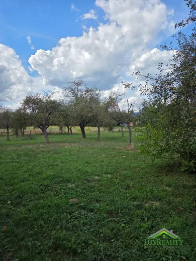 Na predaj pozemok, Bzince pod Javorinou