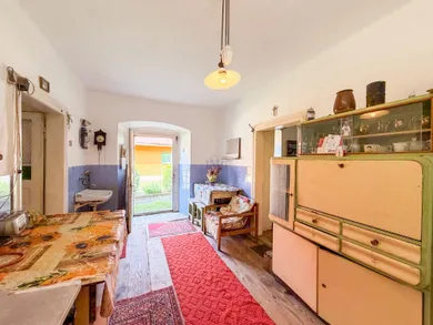 Na predaj 2-izbový dom, 76 m², Žarnovica
