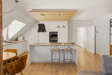 Na predaj 4-izbový byt, 80 m², Trnava, Trnava / Kapitulská