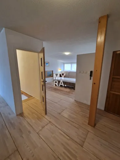 Na prenájom 5-izbový dom, 180 m², Košice-Západ