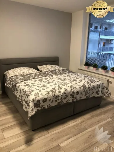 Na predaj 2-izbový byt, 52 m², Bratislava-Ružinov, Nevädzová