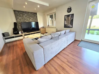Na predaj dom, 118 m², Most pri Bratislave