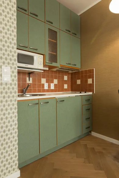 Na prenájom 1-izbový byt, 28 m², Bratislava-Karlova Ves